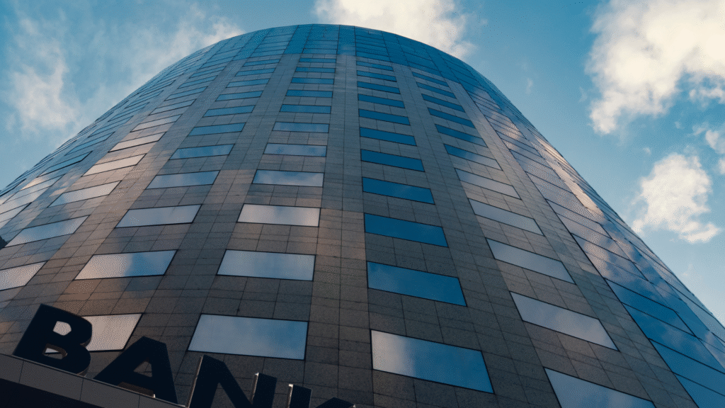 Data Platform Modernization Case Study: Real-Time Credit Decisioning in BFSI