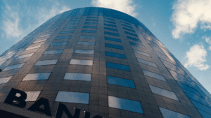 Data Platform Modernization Case Study: Real-Time Credit Decisioning in BFSI